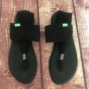 Sanuk Yoga Sling Black Sandals - Sz 8